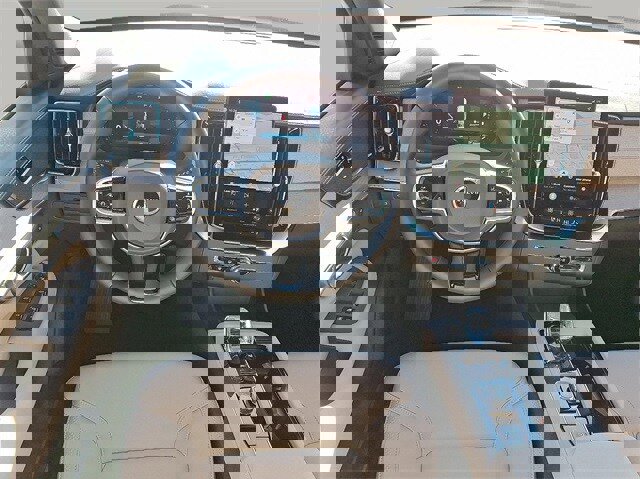 New 2026 Volvo XC90 B5 Plus image 7