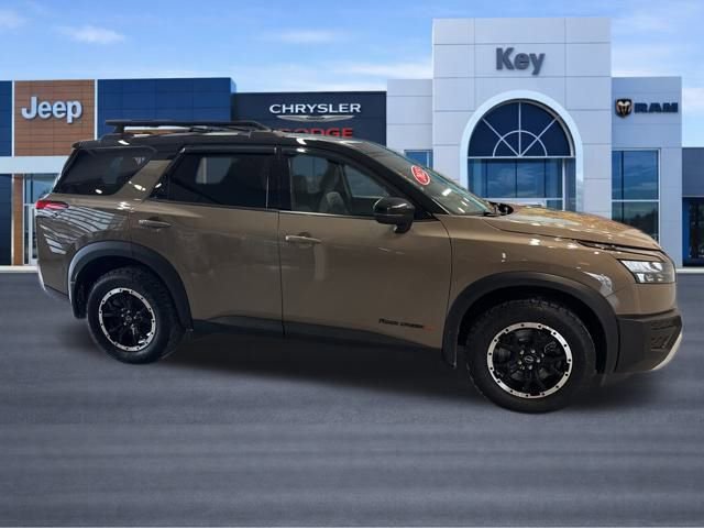 Used 2023 Nissan Pathfinder Rock Creek image 8