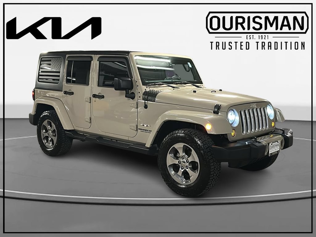 Used 2017 Jeep Wrangler Unlimited Sahara w/ Max Tow Package AWD/4WD image 1