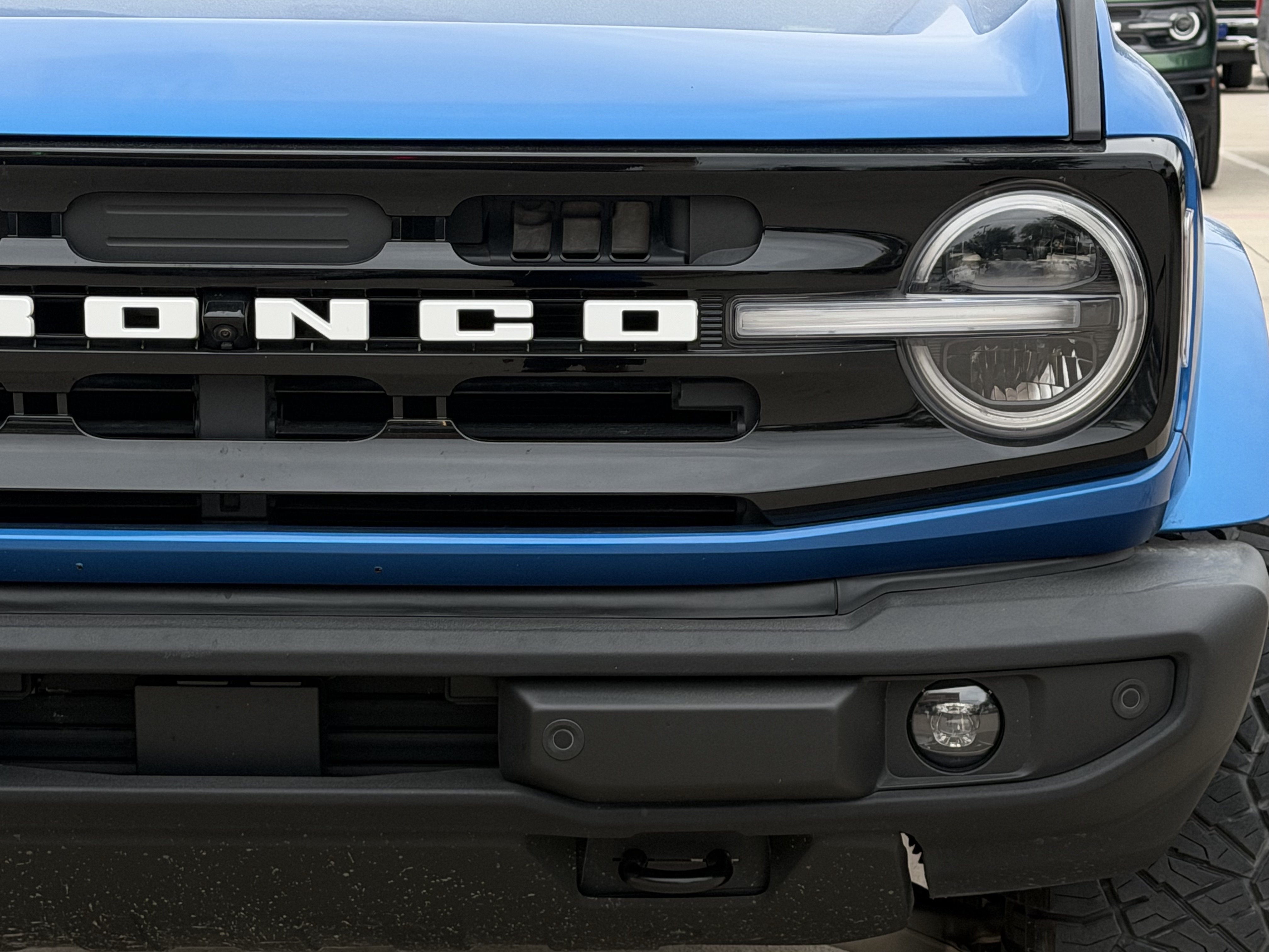 Used 2024 Ford Bronco Outer Banks AWD/4WD image 9