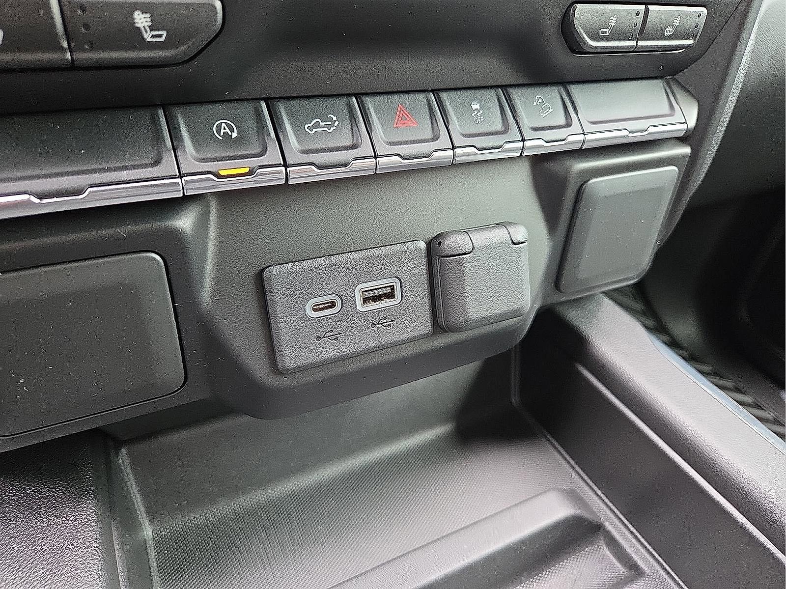 Used 2020 GMC Sierra 1500 Elevation w/ Elevation Value Package image 21