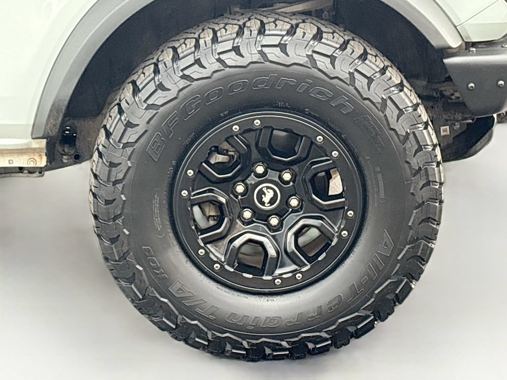 Used 2022 Ford Bronco Outer Banks w/ Sasquatch Package AWD/4WD image 31