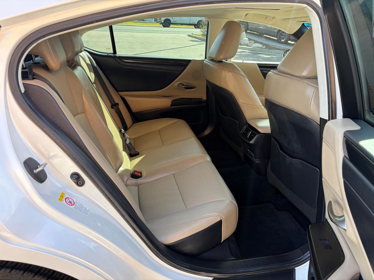 Used 2019 Lexus ES 350 w/ Accessory Package 2 image 6