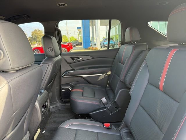 Used 2026 Chevrolet Traverse RS w/ LPO, Floor Liner Package image 8