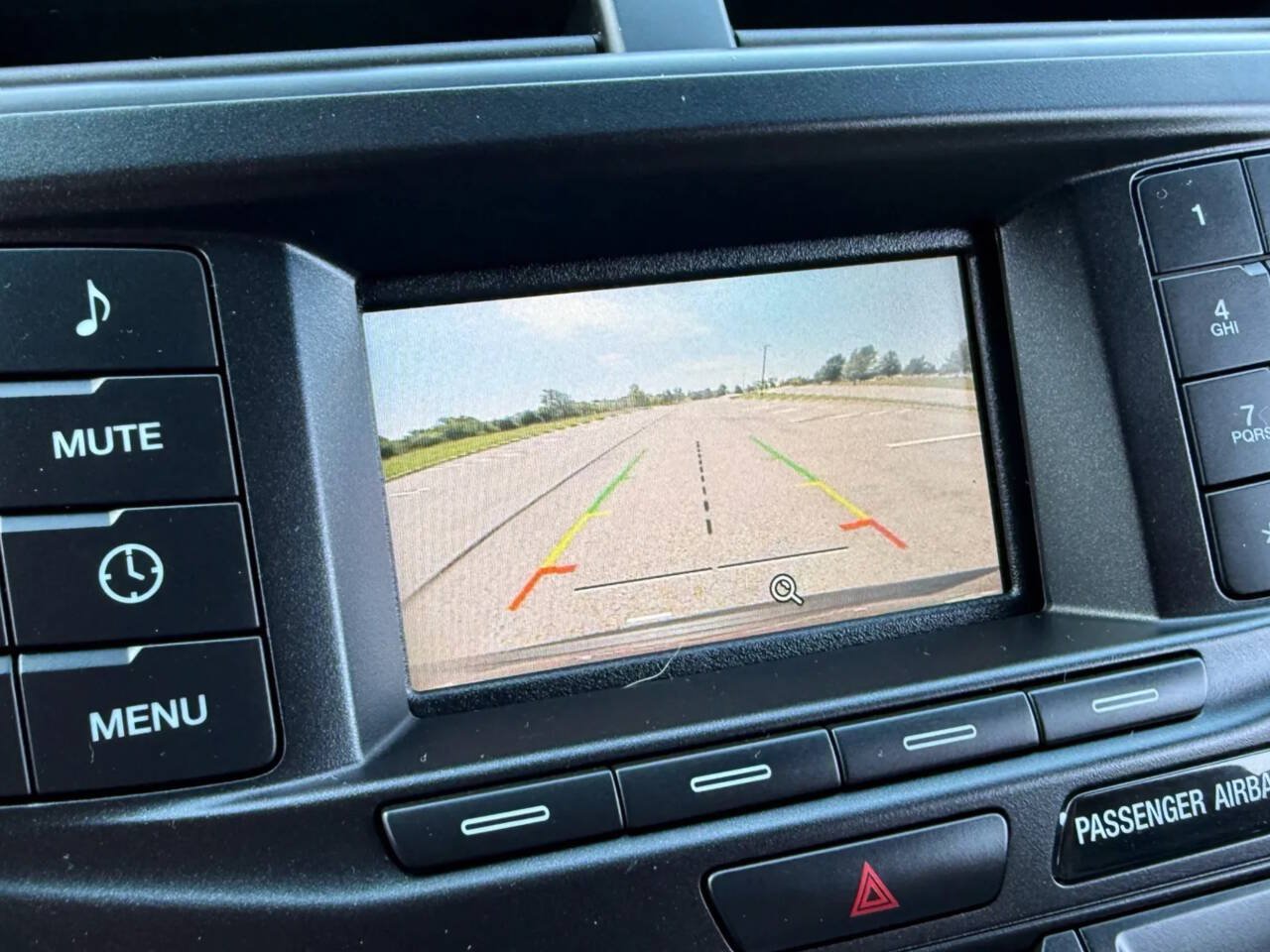 Used 2018 Ford Explorer 4WD image 17