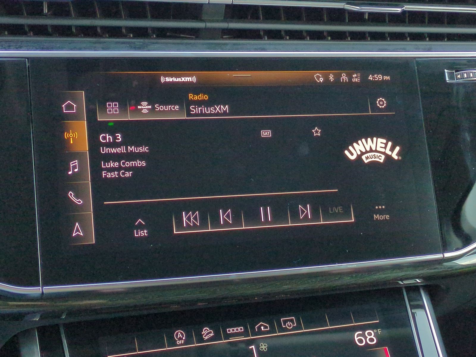 Used 2022 Audi Q7 Premium Plus image 23