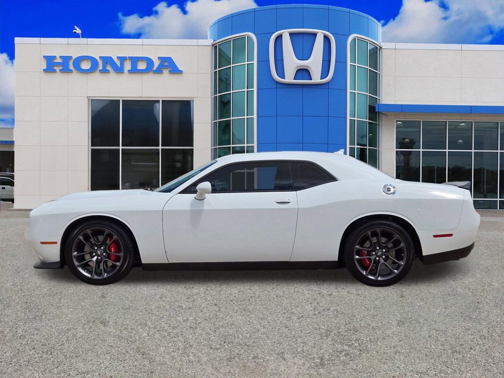 Used 2023 Dodge Challenger GT w/ Plus Package image 6