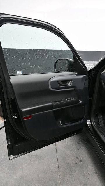 Used 2021 Ford Bronco Sport Big Bend w/ Big Bend Package (96B) AWD/4WD image 14