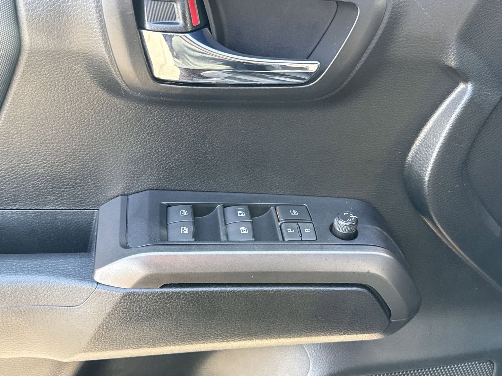 Used 2021 Toyota Tacoma TRD Sport image 15