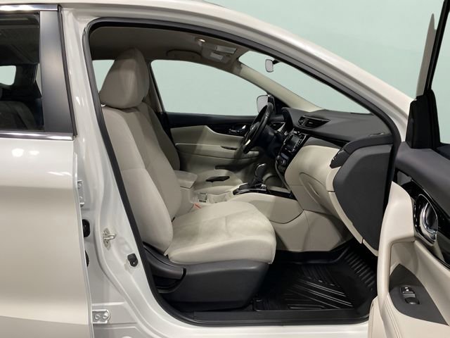 Certified 2022 Nissan Rogue Sport SV AWD/4WD image 30