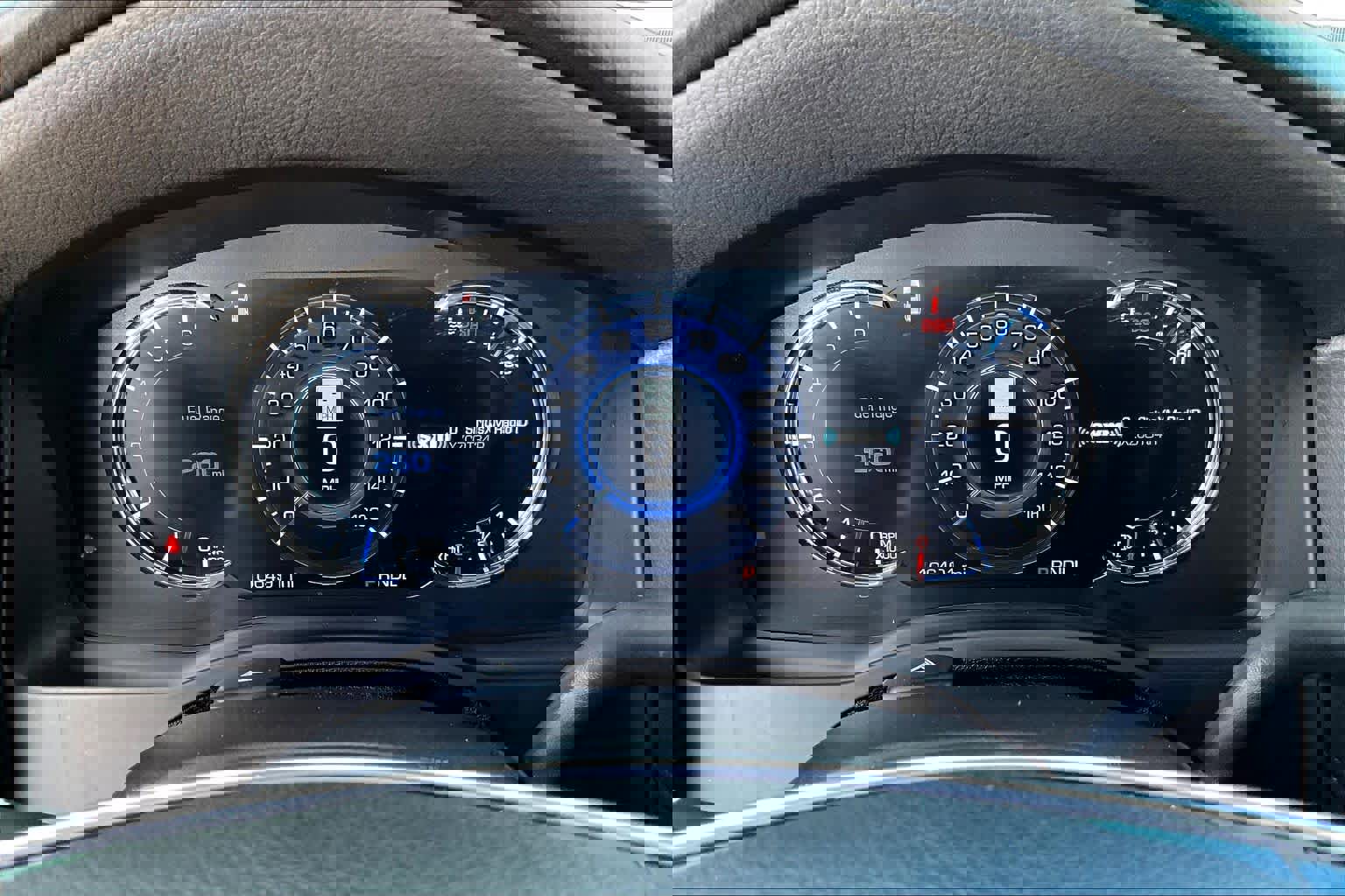 Used 2017 Cadillac Escalade Premium Luxury image 22