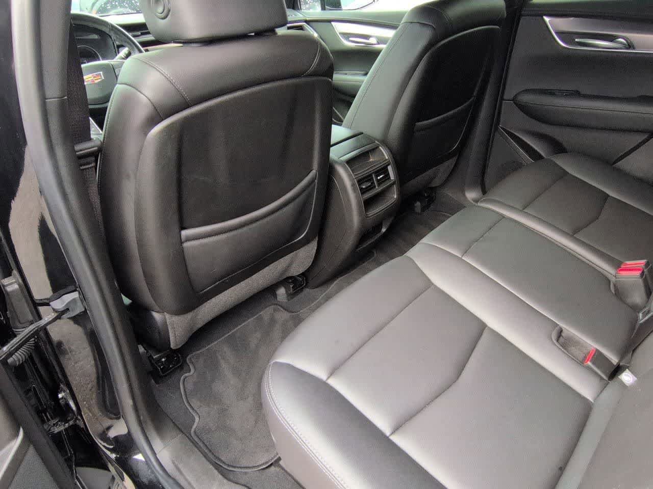 Used 2023 Cadillac XT5 Luxury AWD/4WD image 18
