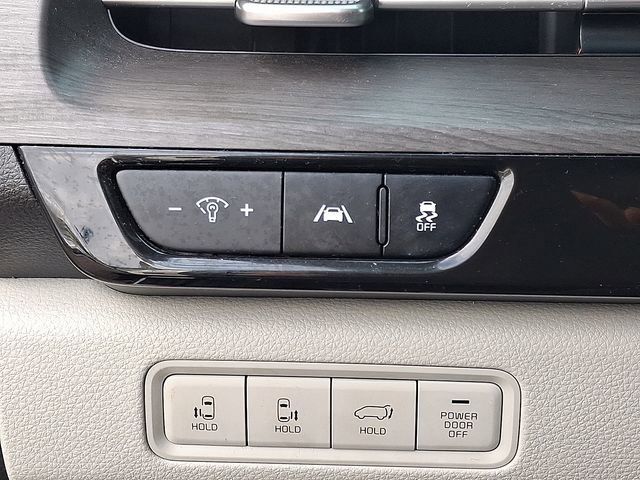 Certified 2024 Kia Carnival EX image 28