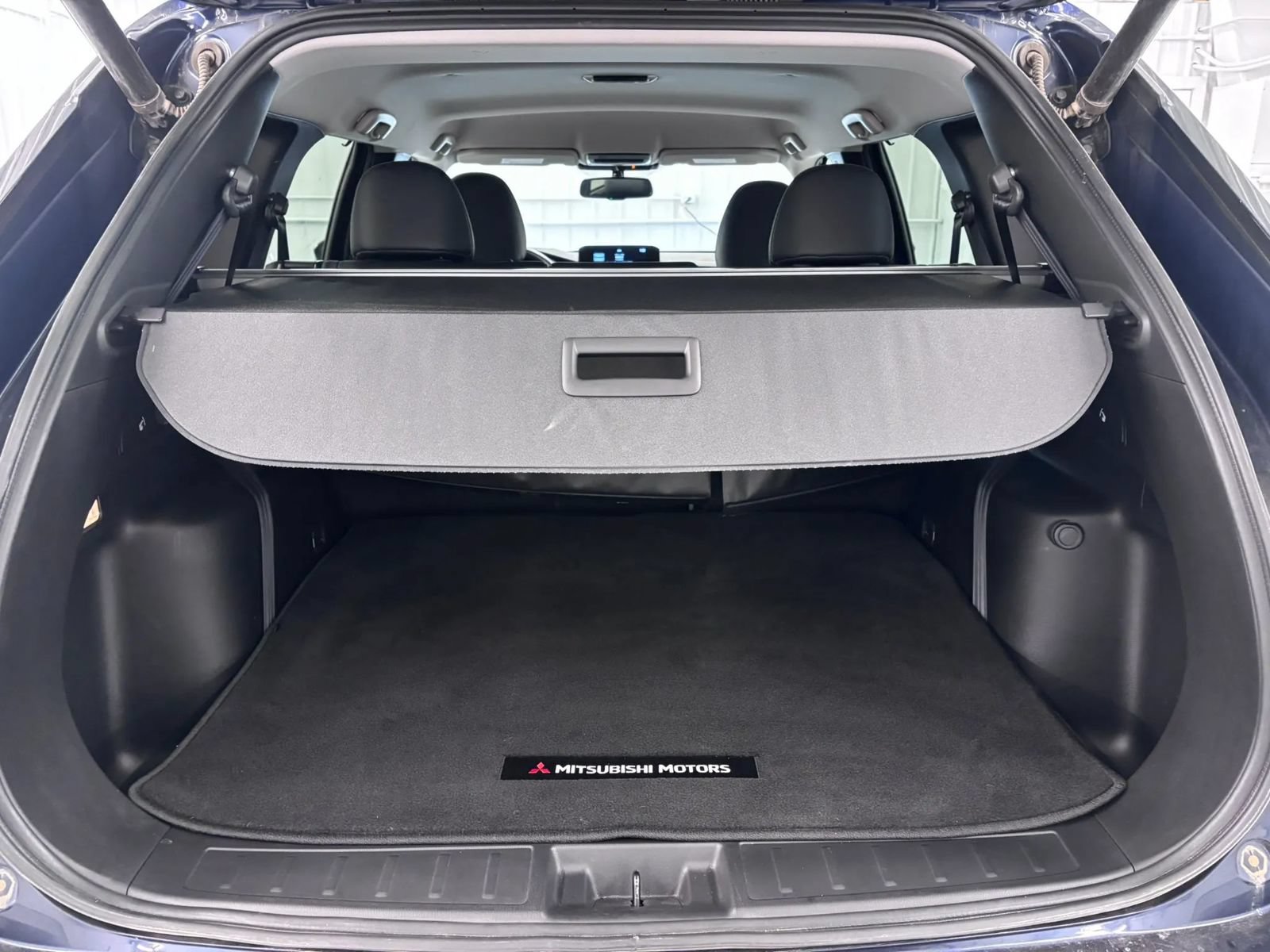 Used 2024 Mitsubishi Outlander SEL AWD/4WD image 36