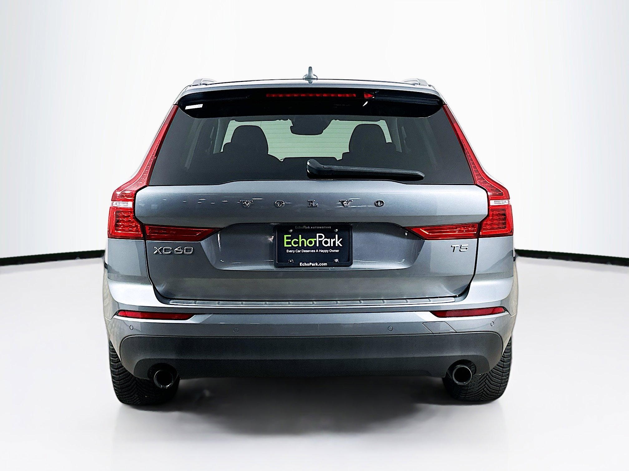 Used 2021 Volvo XC60 T5 Momentum w/ Protection Package Premier FWD image 7