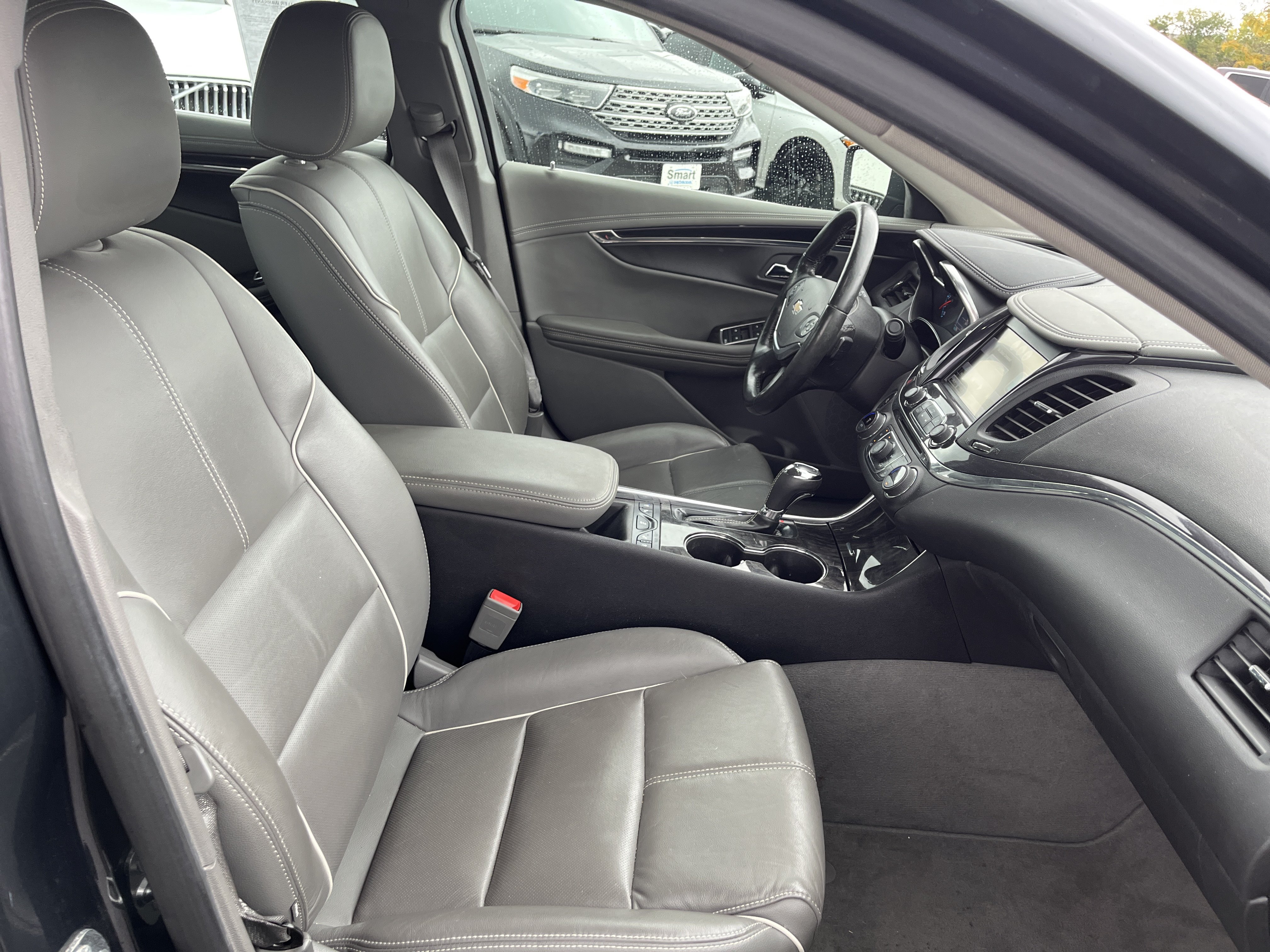 Used 2015 Chevrolet Impala LTZ FWD image 18