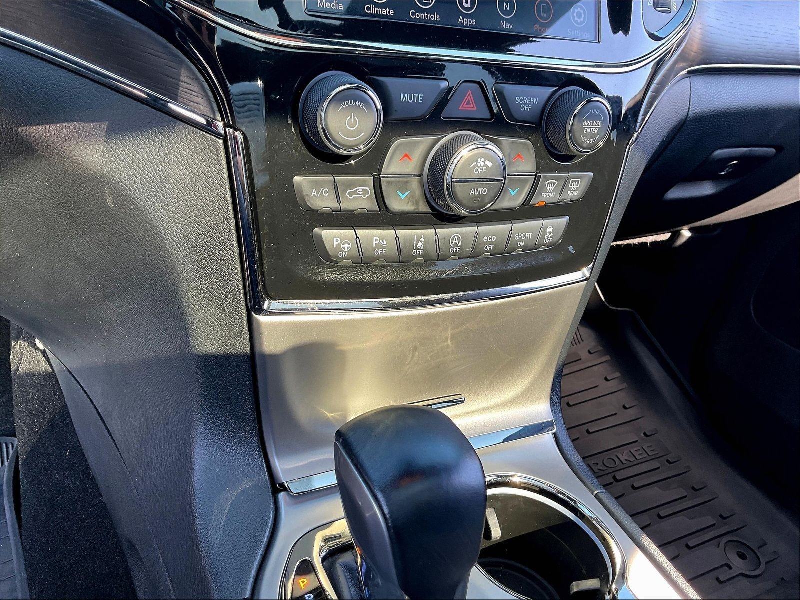 Used 2021 Jeep Grand Cherokee High Altitude AWD/4WD image 16