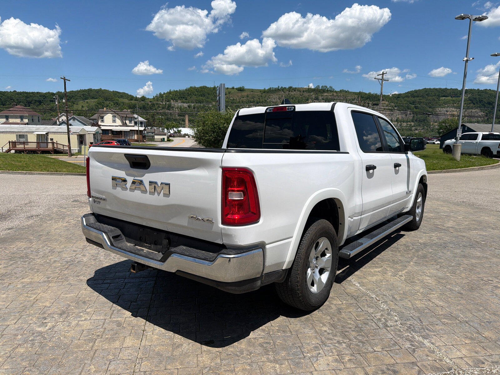 Used 2025 RAM 1500 Big Horn AWD/4WD image 8