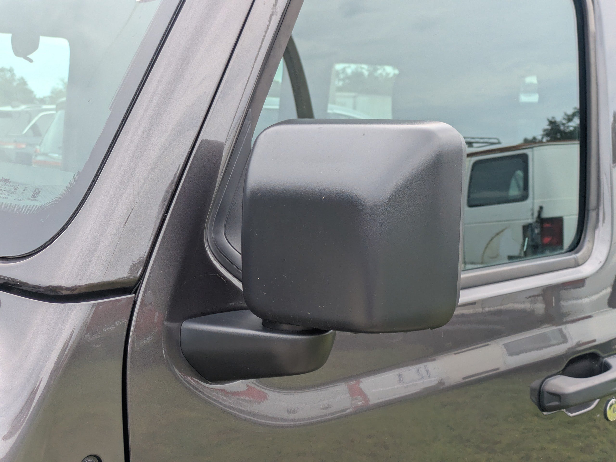Used 2026 Jeep Wrangler Unlimited Sahara AWD/4WD image 12