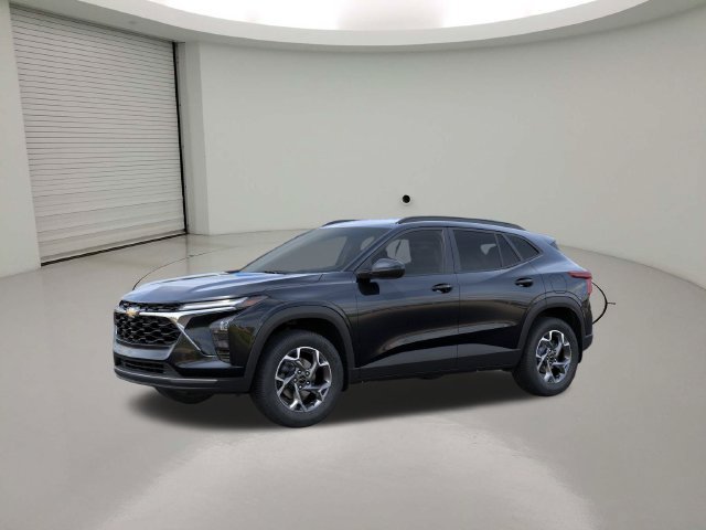 New 2026 Chevrolet Trax LT w/ Driver Confidence Package FWD image 2