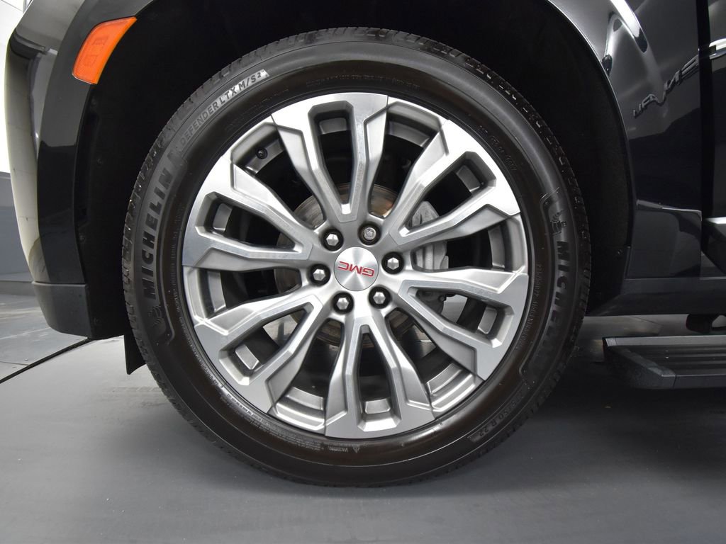 Used 2022 GMC Yukon Denali w/ Denali Ultimate Package image 20
