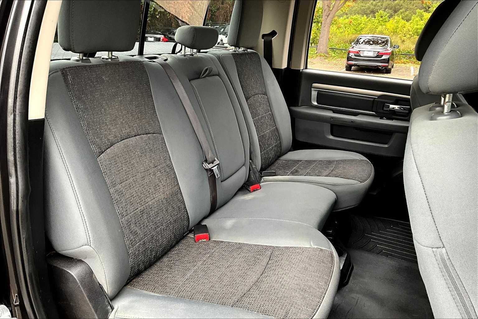 Used 2015 RAM 1500 Big Horn image 19