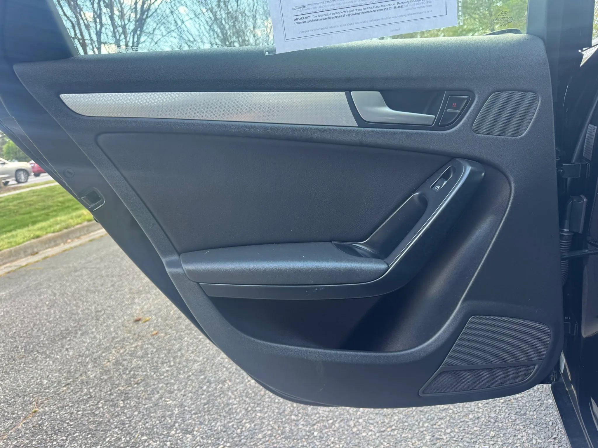 Used 2009 Audi A4 2.0T Premium image 8