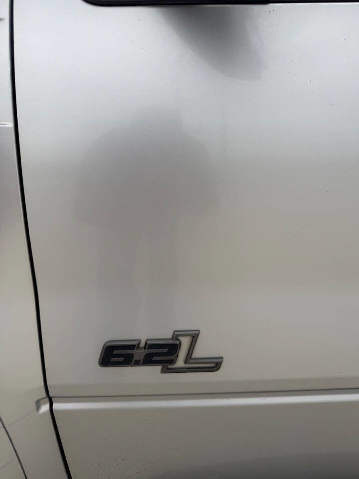 Used 2012 Ford F150 Raptor w/ Raptor Luxury Pkg image 12