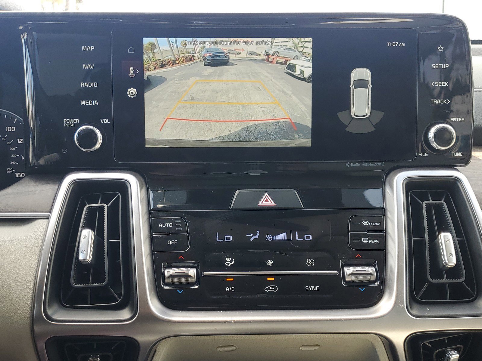 Used 2023 Kia Sorento S image 9