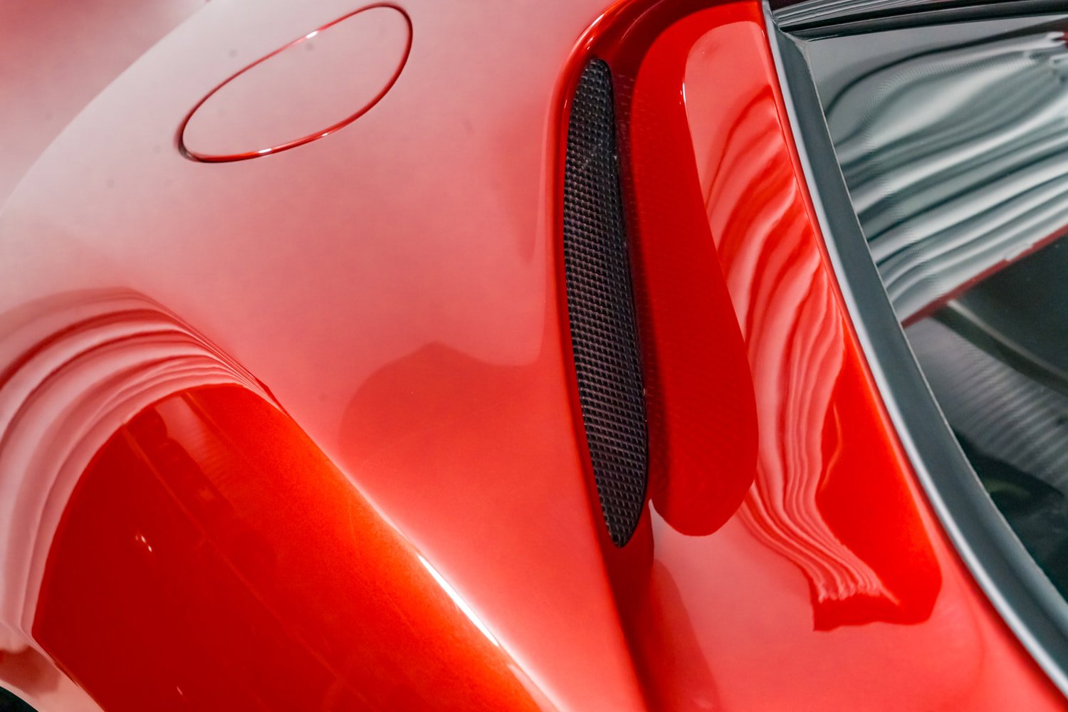 Used 2019 Ferrari 812 Superfast RWD image 31