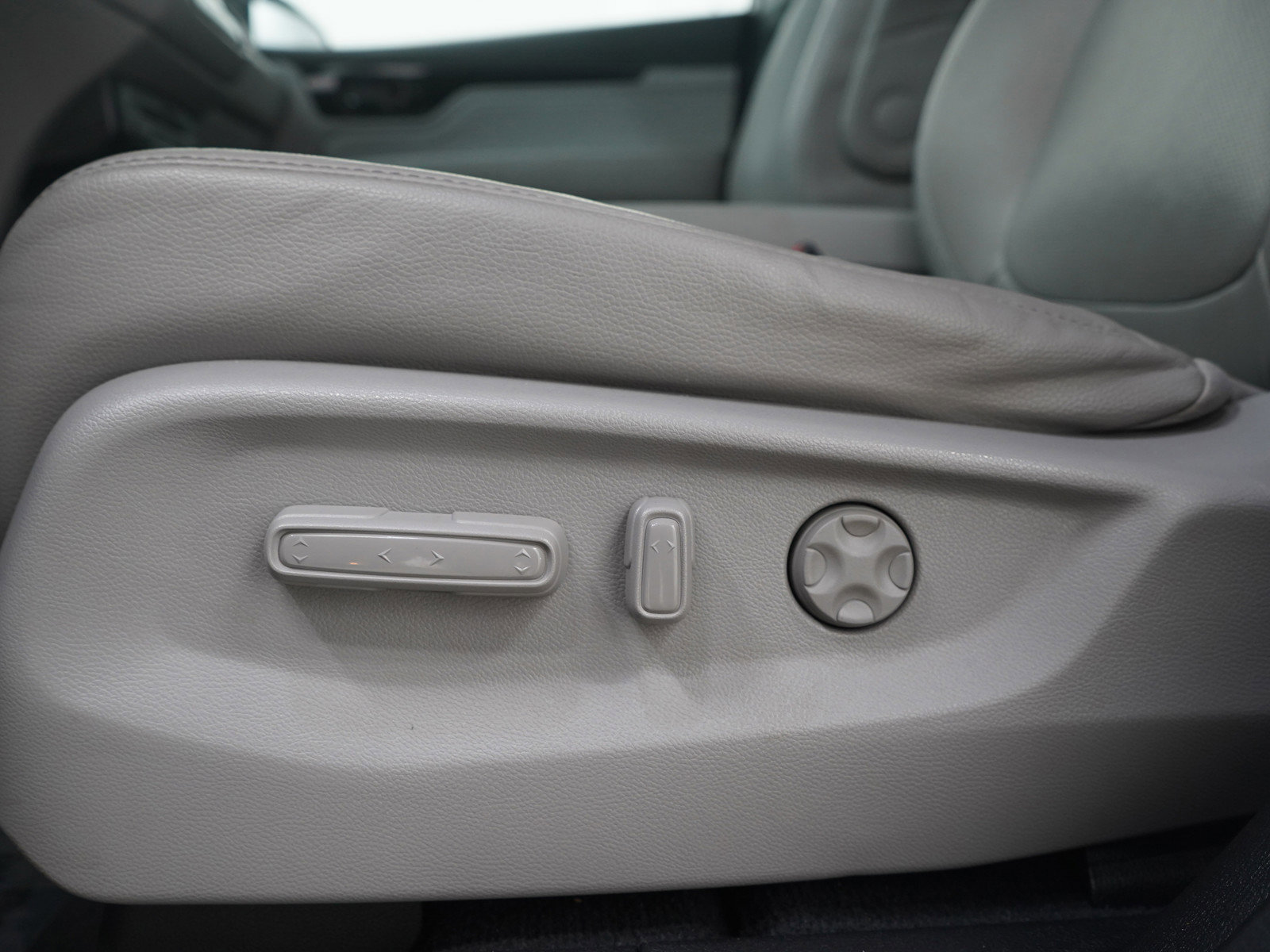 Used 2019 Honda Odyssey Elite image 25