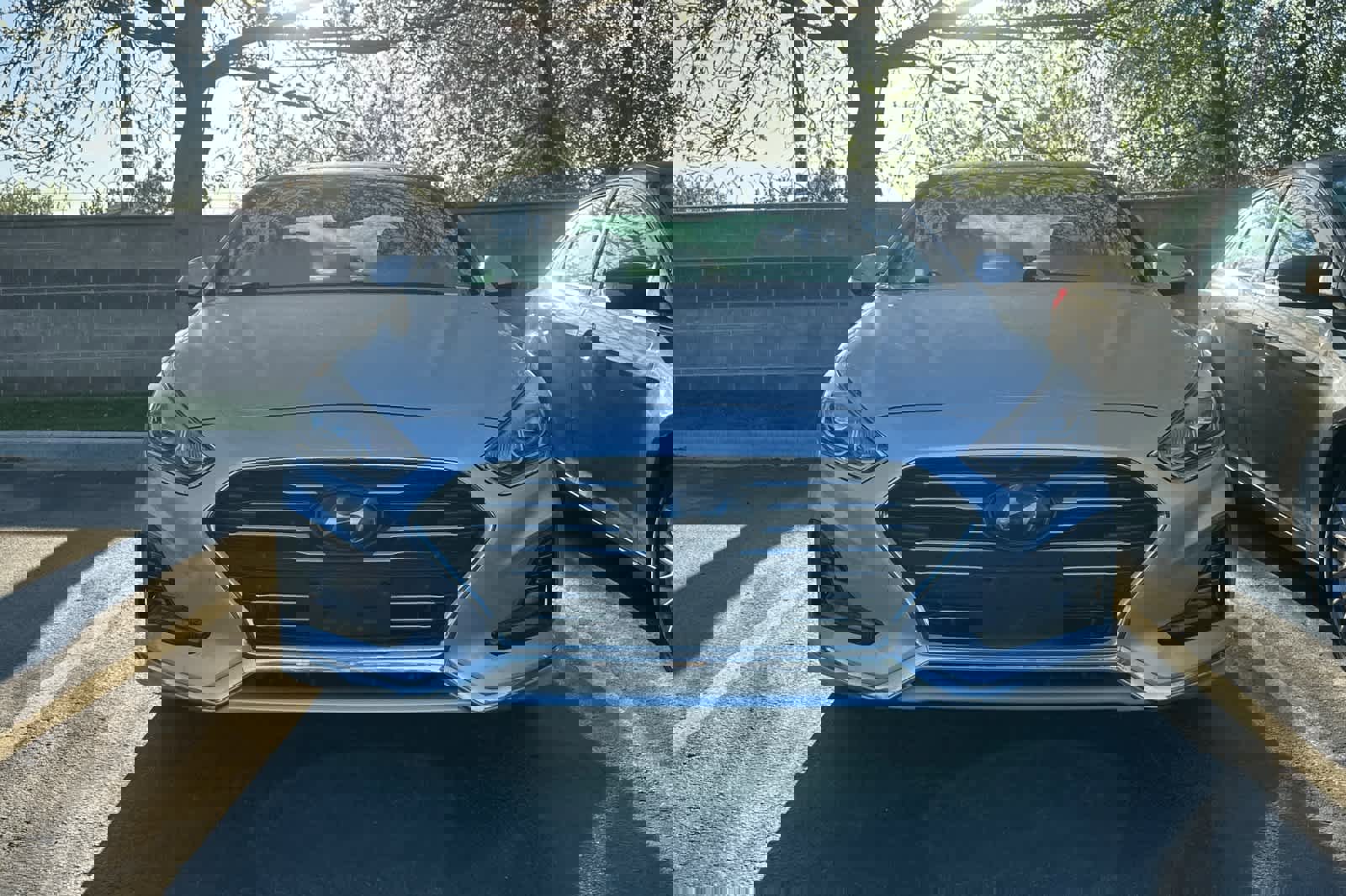 Used 2018 Hyundai Sonata Limited w/ Ultimate Package 02 FWD image 2