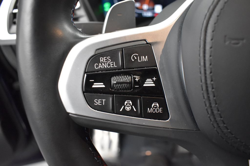 Used 2024 BMW X4 M40i AWD/4WD image 9