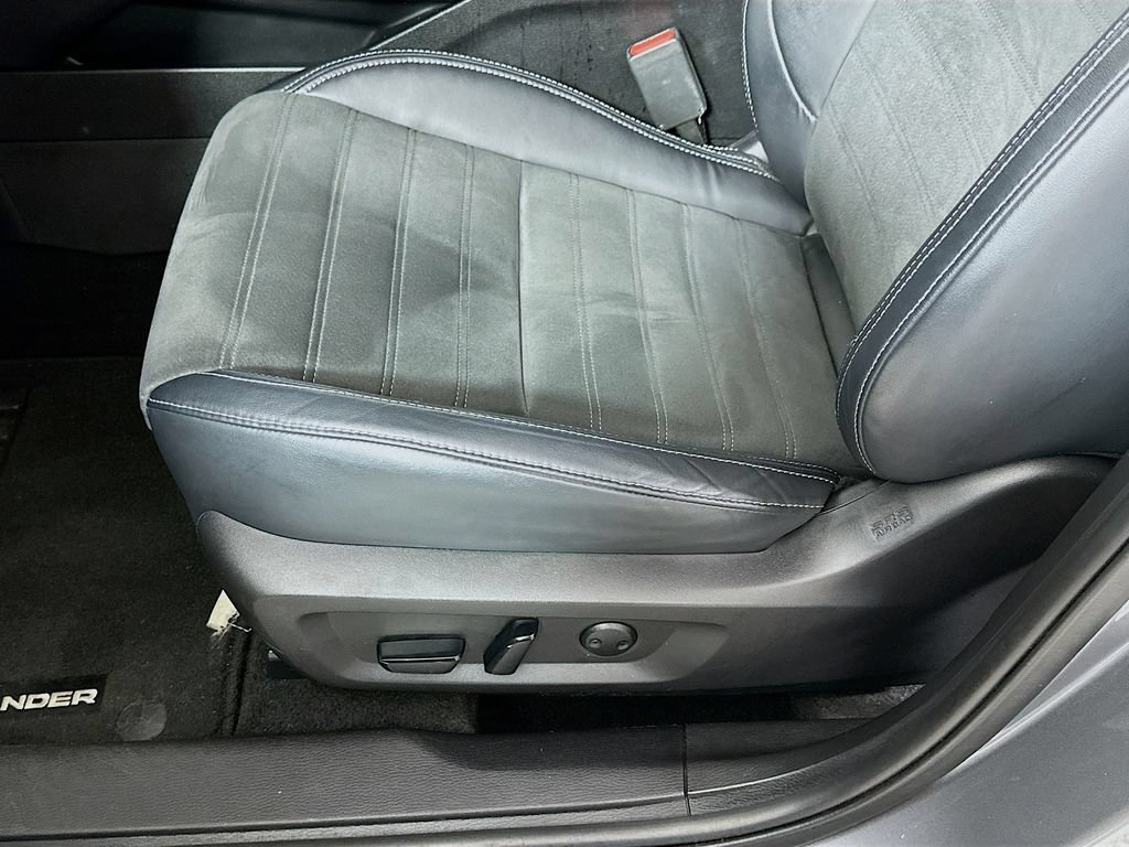 Used 2023 Mitsubishi Outlander SE FWD image 9