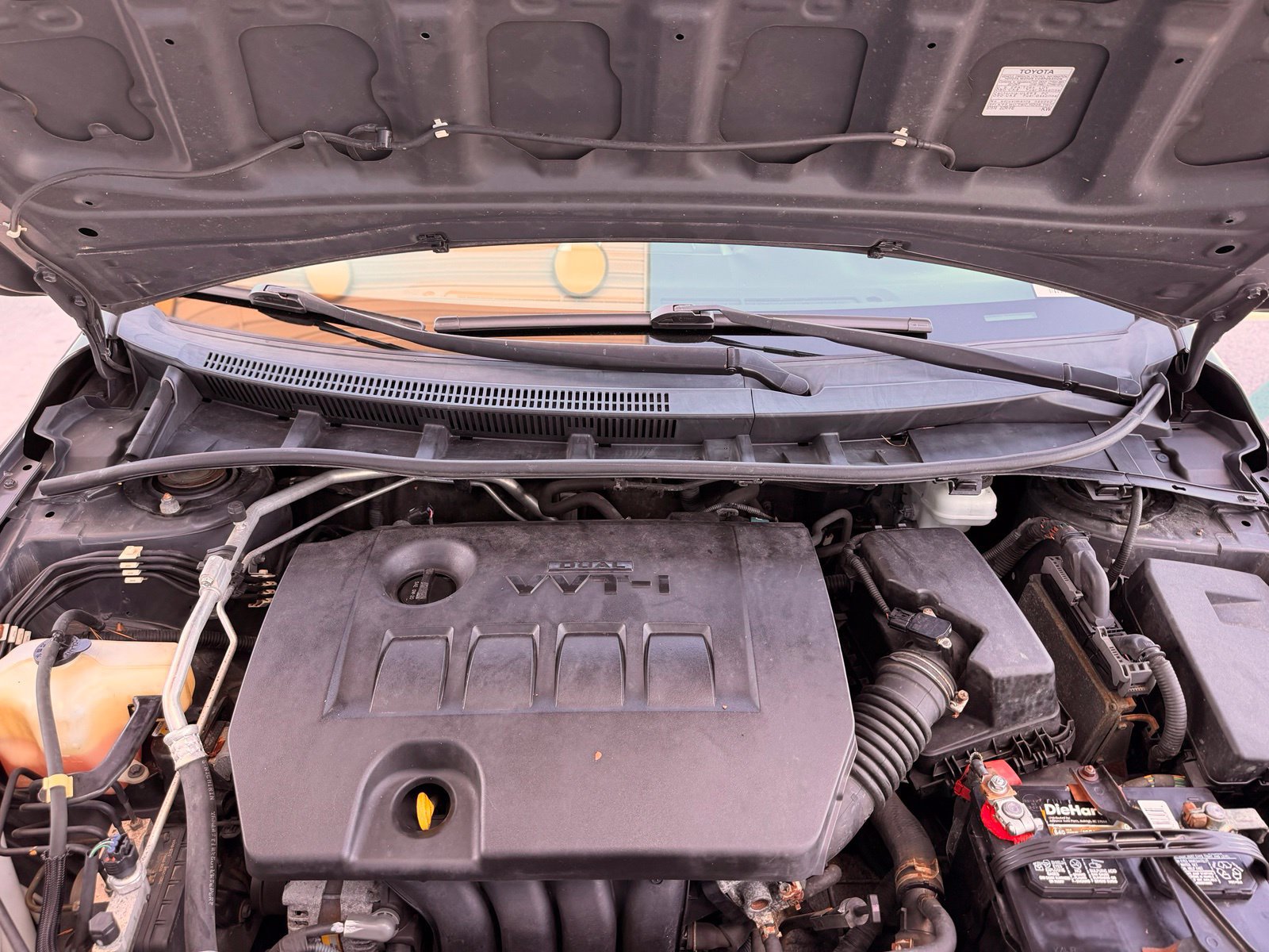 Used 2012 Toyota Corolla LE FWD image 34