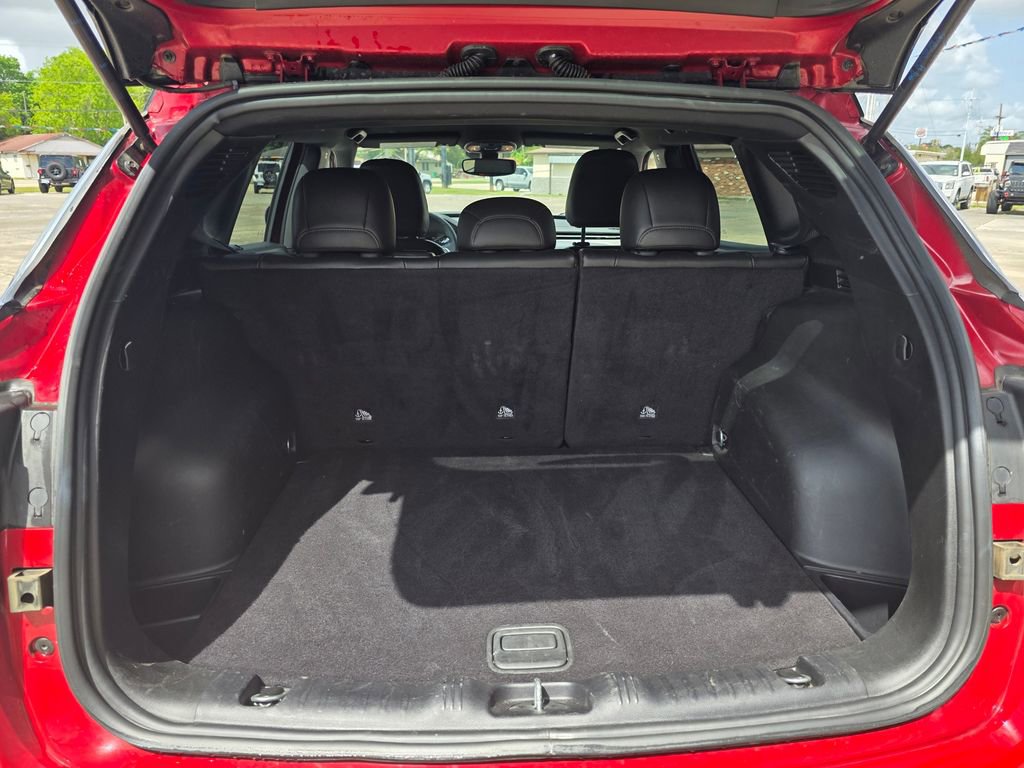 Used 2025 Jeep Compass Limited image 6