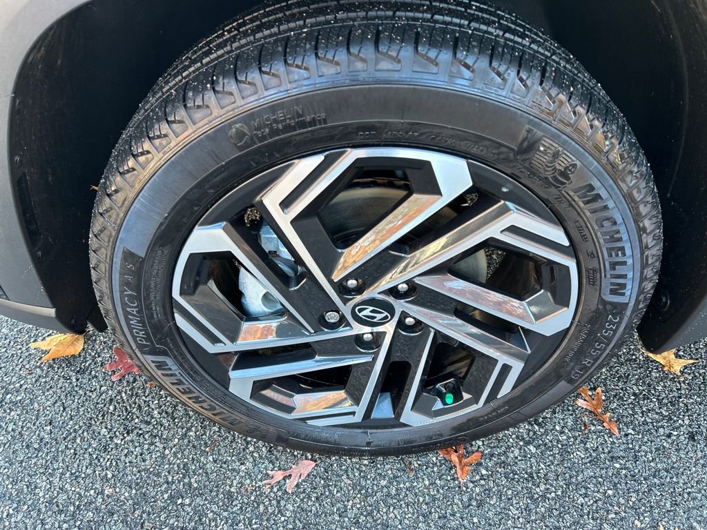 Certified 2025 Hyundai Tucson Limited image 12