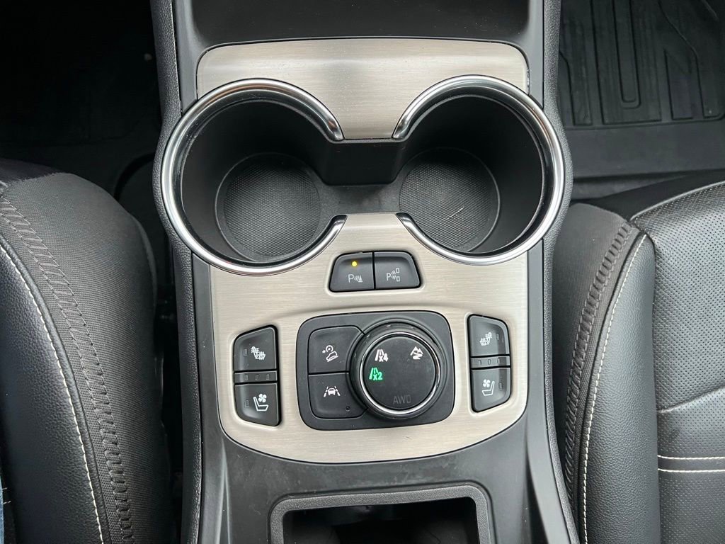 Used 2022 GMC Terrain Denali w/ Denali Premium Package image 32