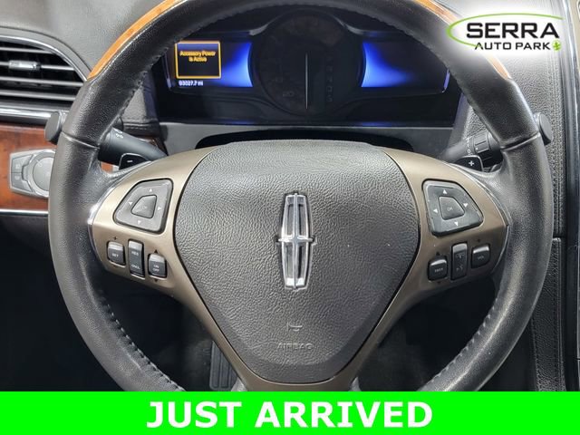 Used 2013 Lincoln MKX AWD w/ Wood Pkg image 26