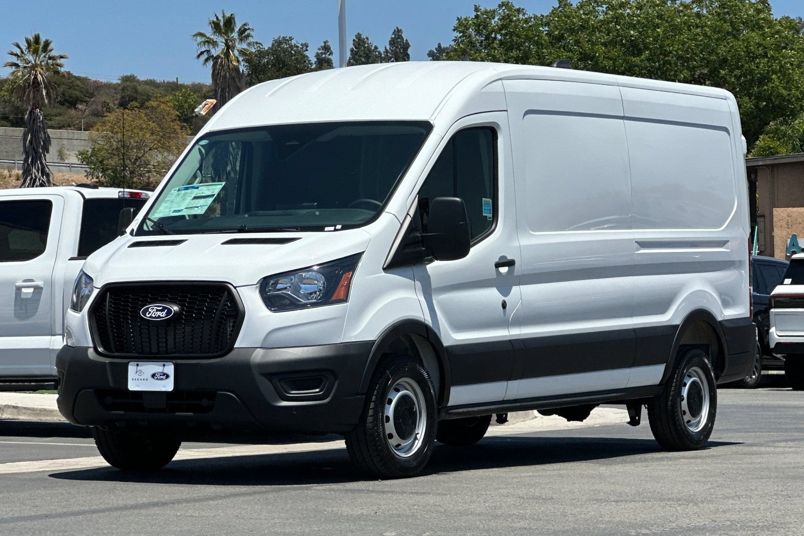 New 2026 Ford Transit 250 148 Medium Roof w/ Load Area Protection Package RWD image 7
