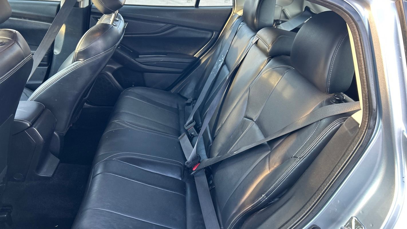 Used 2017 Subaru Impreza 2.0i Limited image 10