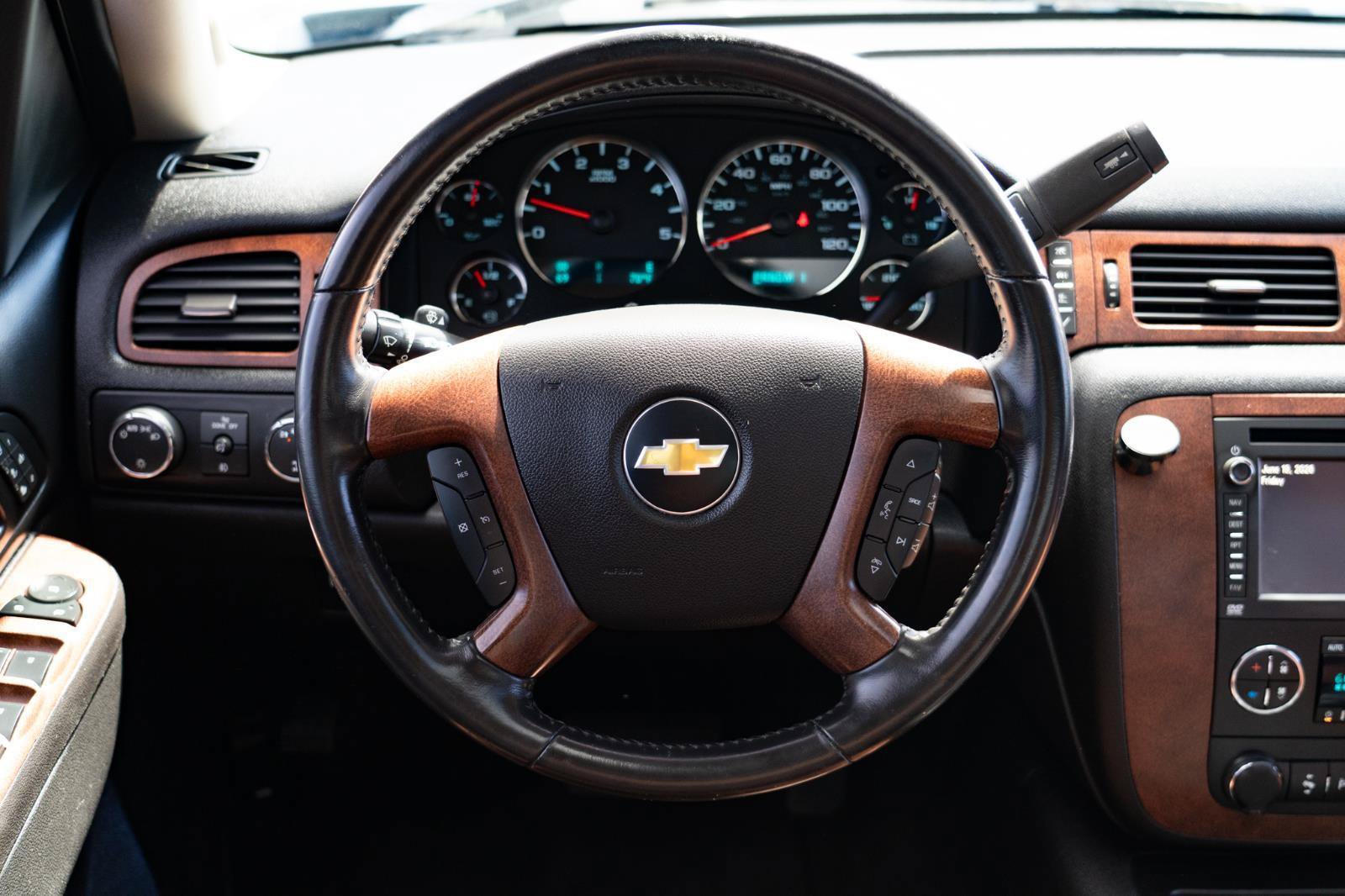 Used 2013 Chevrolet Silverado 2500 LTZ AWD/4WD image 18