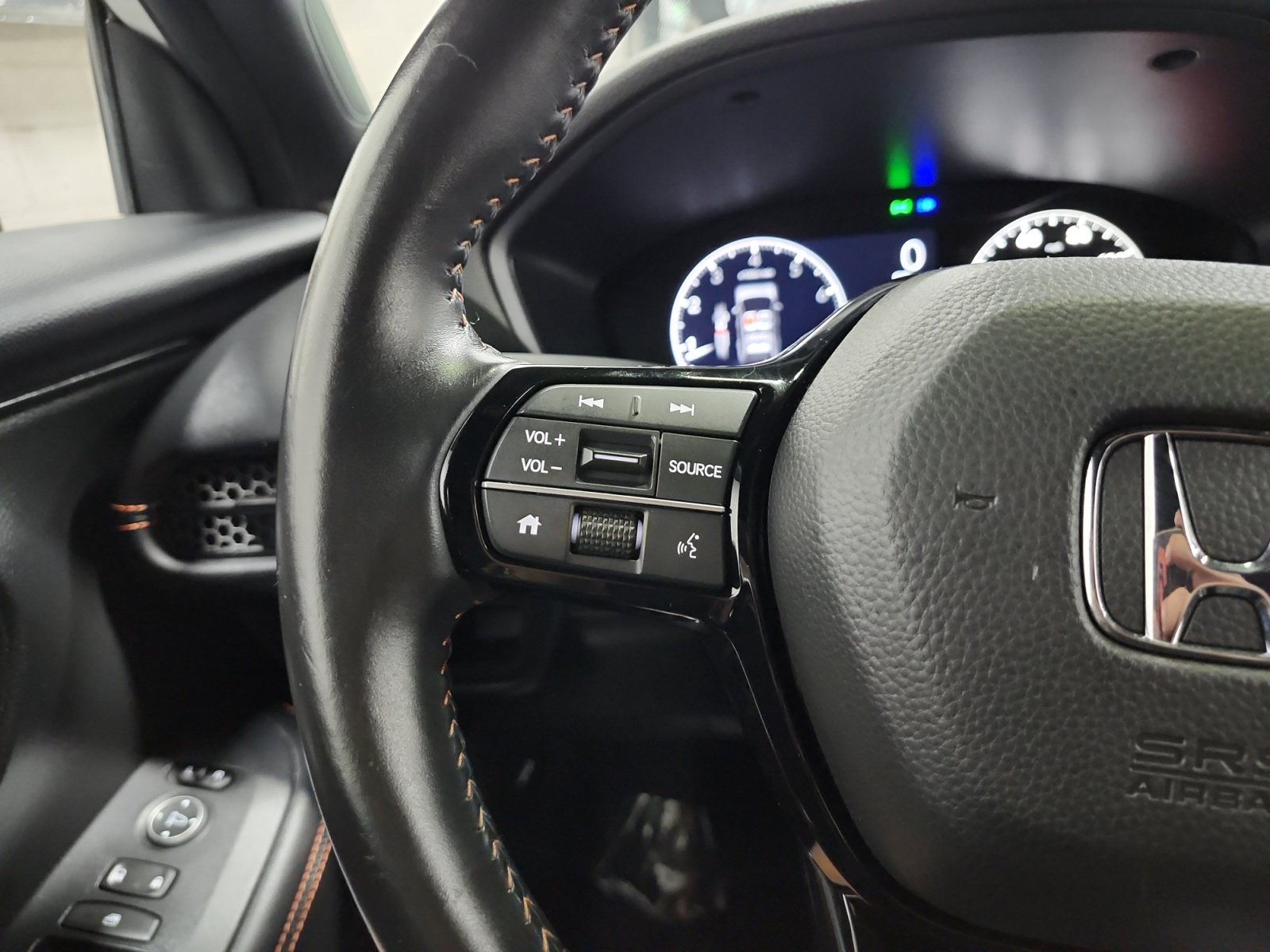Used 2025 Honda HR-V Sport image 23