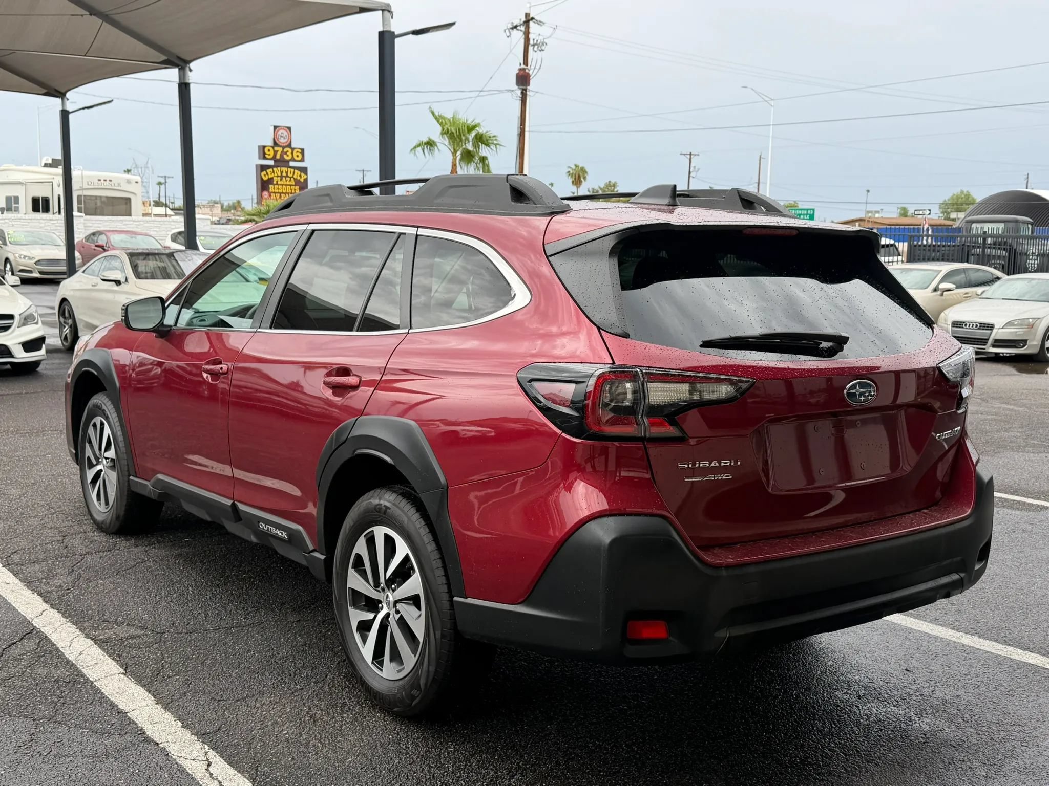Used 2023 Subaru Outback Premium AWD/4WD image 5