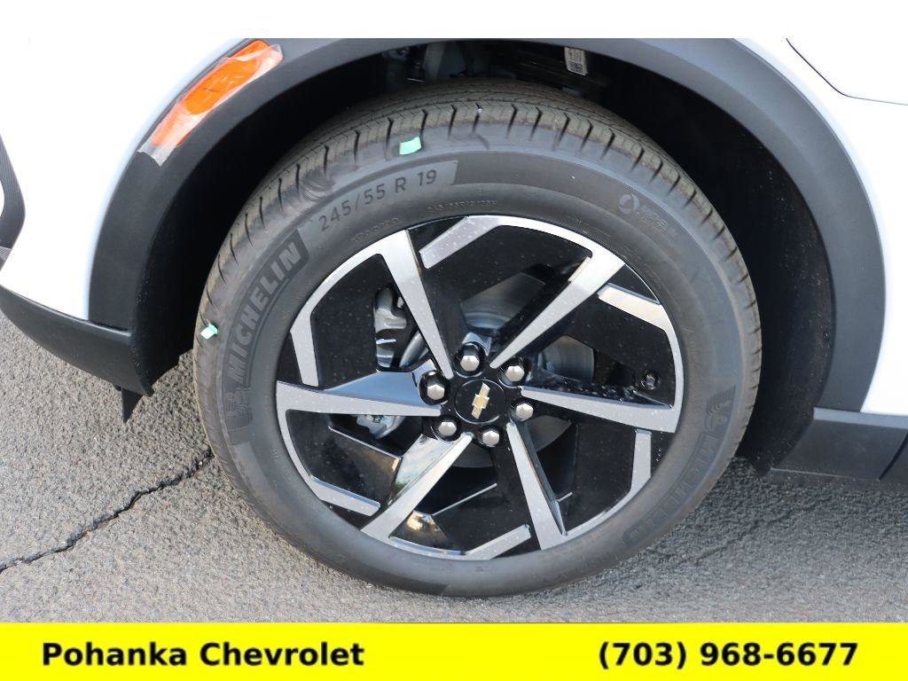 New 2026 Chevrolet Equinox EV LT w/ Comfort Package FWD image 26