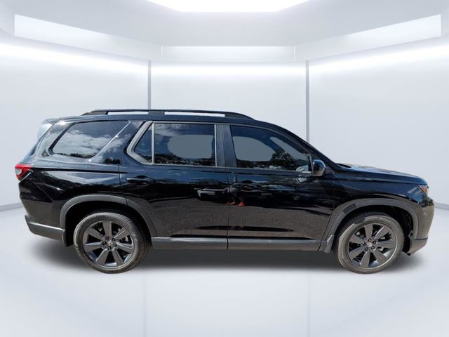 New 2026 Honda Pilot Sport image 3
