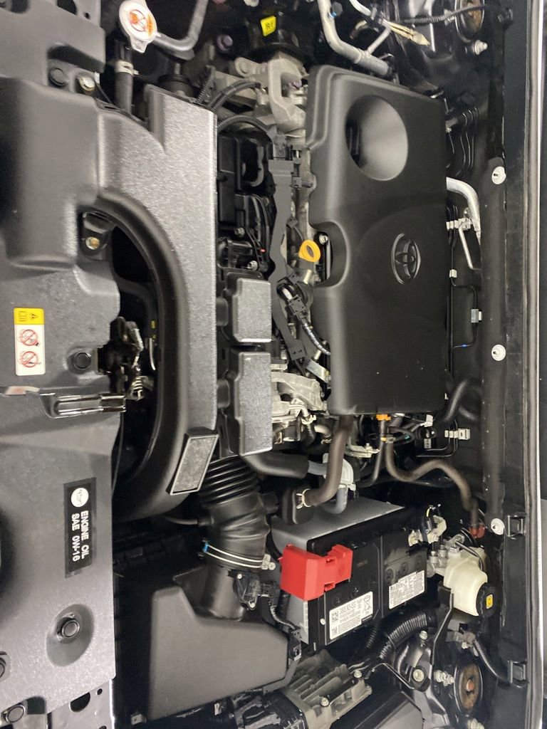 Used 2021 Toyota RAV4 XLE Premium AWD/4WD image 36