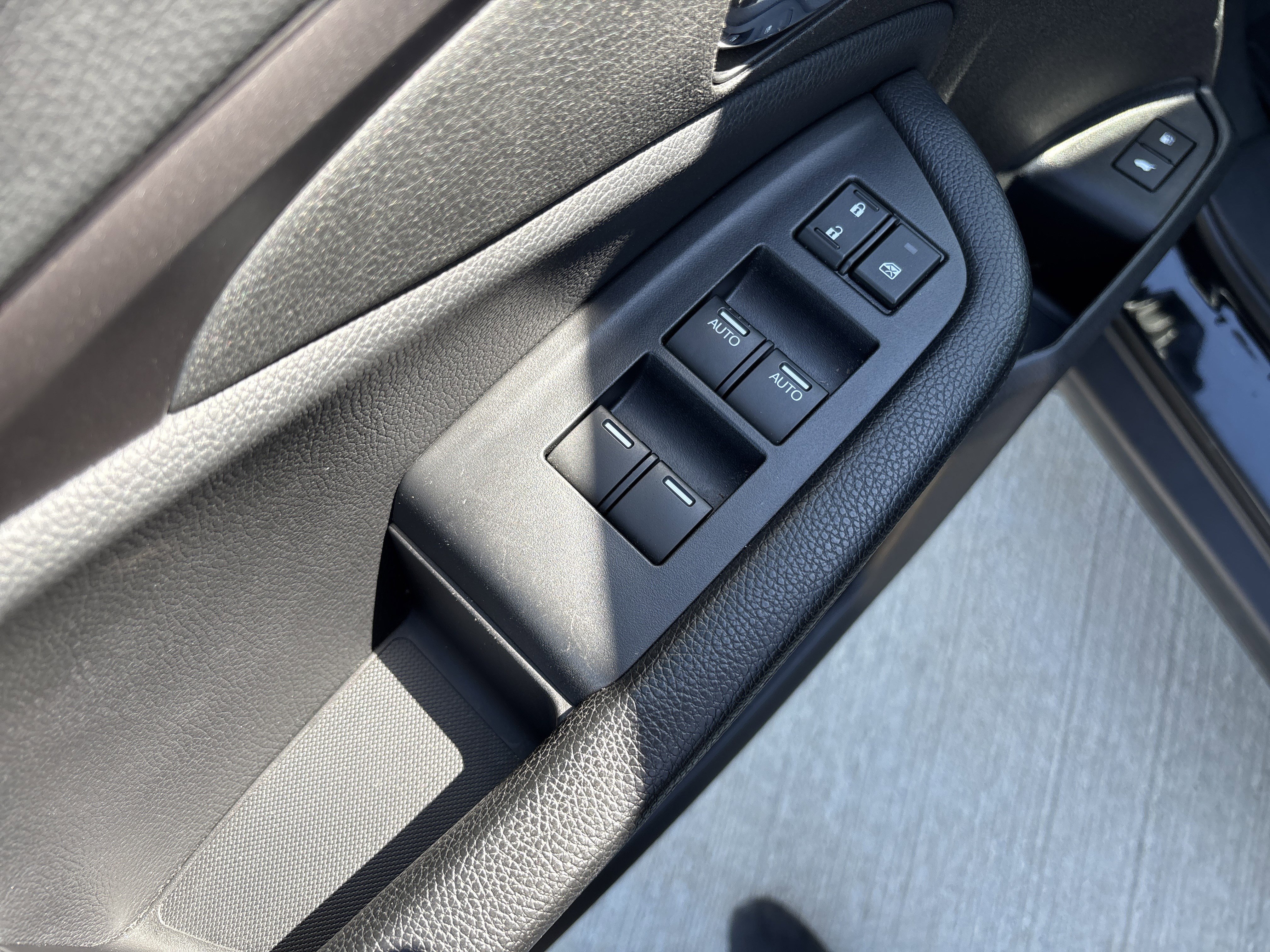 Used 2021 Honda Pilot Special Edition image 15