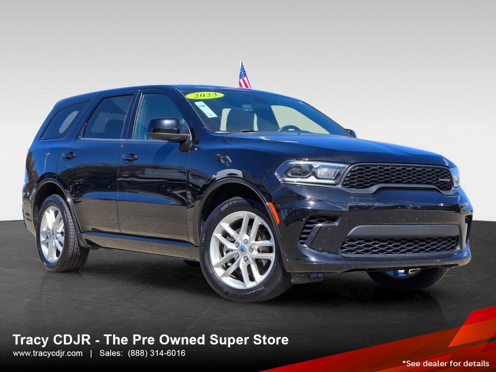 Used 2023 Dodge Durango GT image 1
