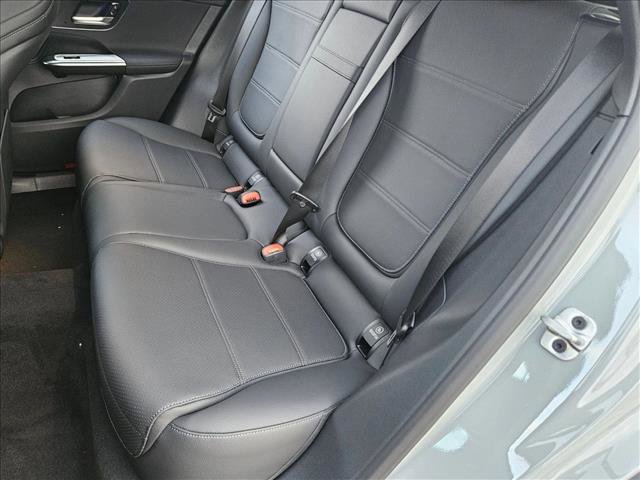 New 2026 Mercedes-Benz GLC 300 image 15